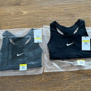 Nike Women’s Small Athletic Bras (2)